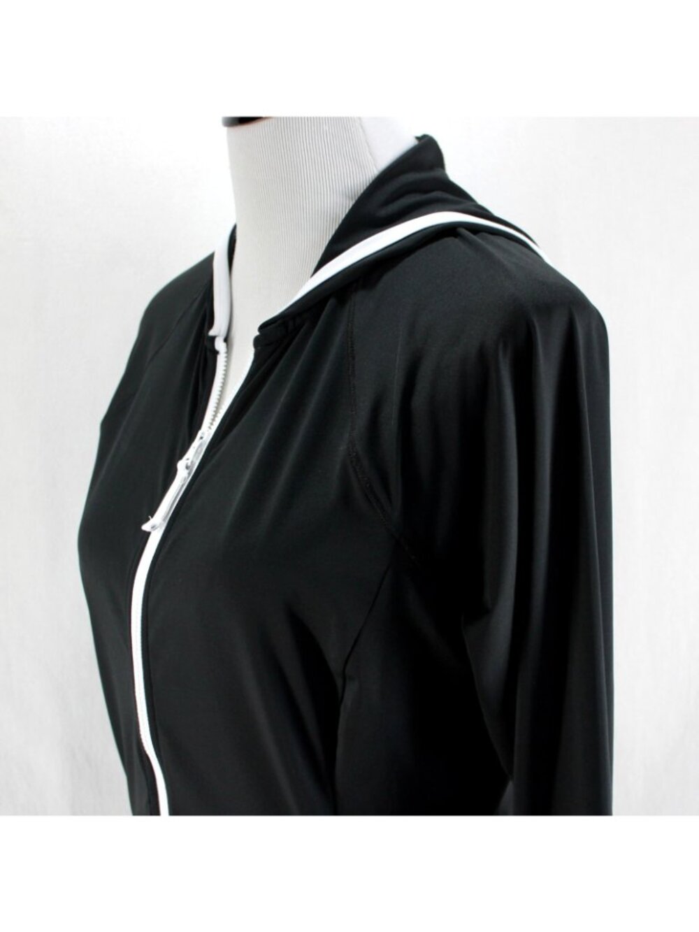 Title Nine Sunbuster Full Zip Hoodie Jacket Womens Size M Black Long Sleeve - Picture 4 of 8